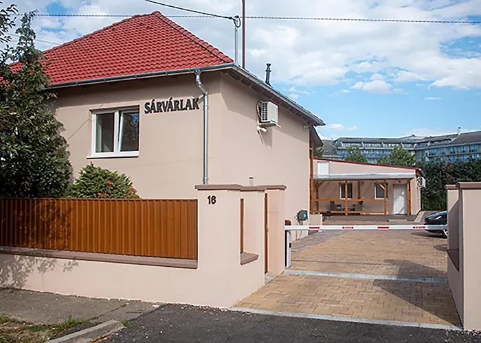 Sarvarlak Apartmanhaz