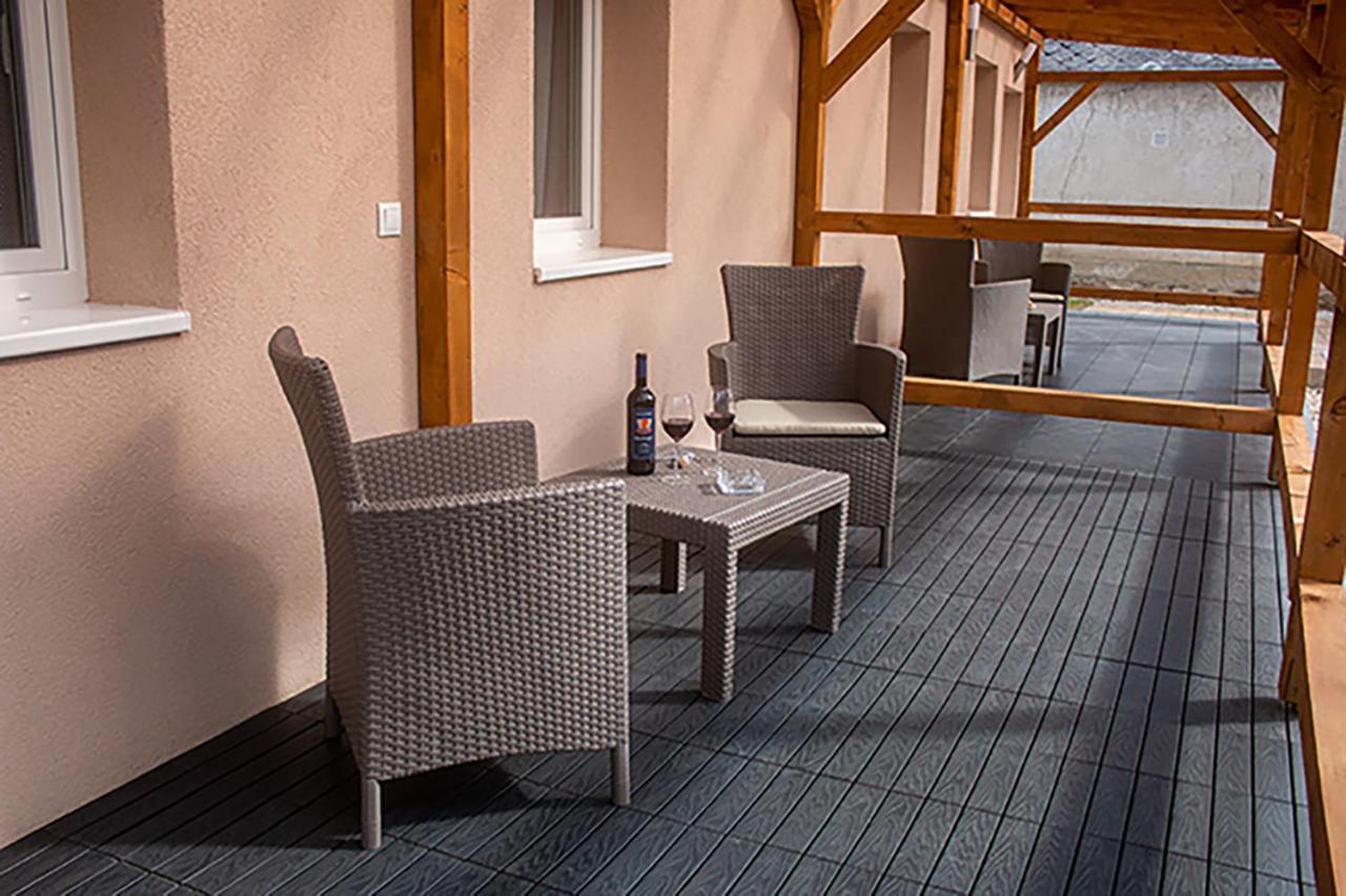Apartment Sarvarlak Apartmanhaz *