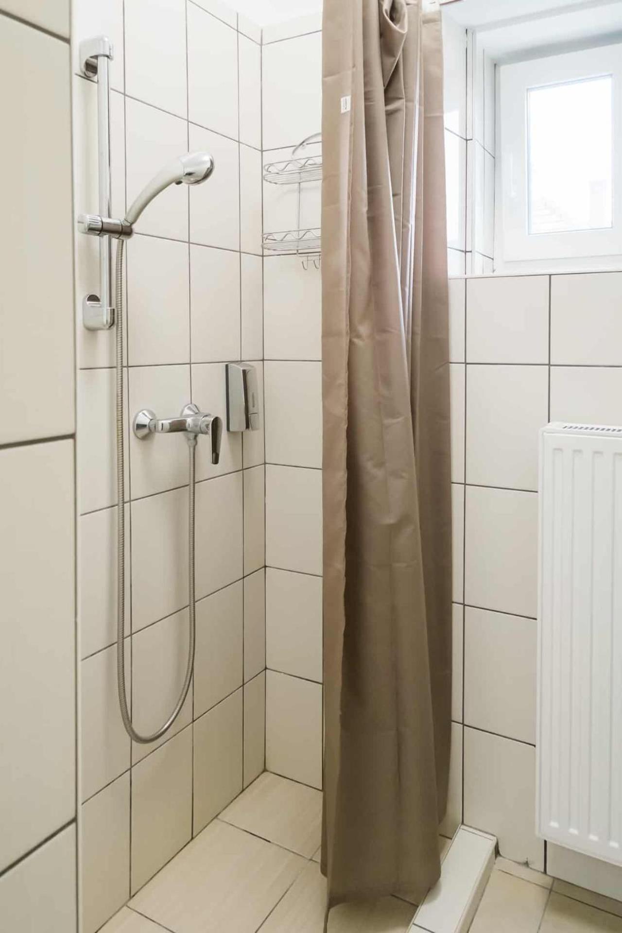 Sarvarlak Apartmanhaz Apartment Sarvar